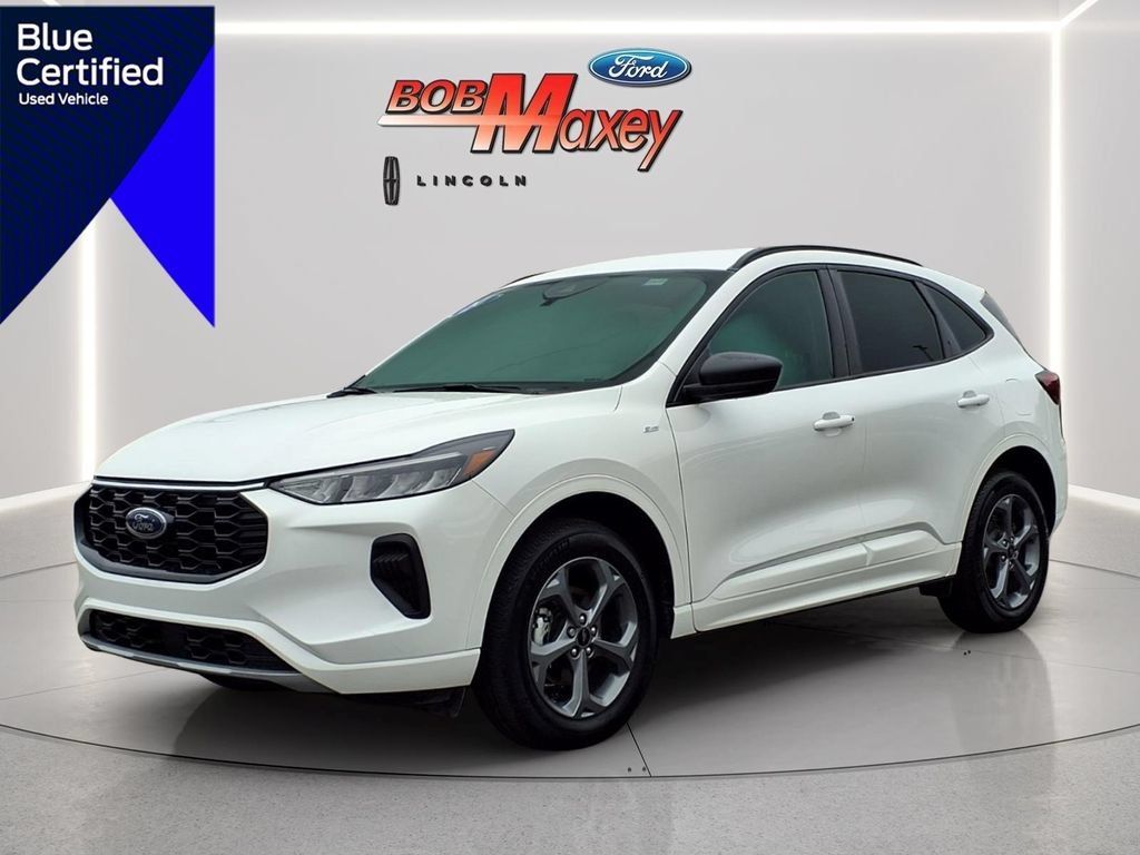 Used 2024 Ford Escape ST-Line w/ Tech Pack #1 AWD/4WD image 1