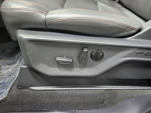 Used 2025 Ford Expedition Max Active image 28