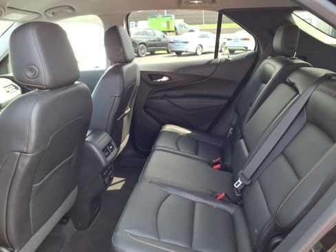 Used 2018 Chevrolet Equinox Premier FWD image 24