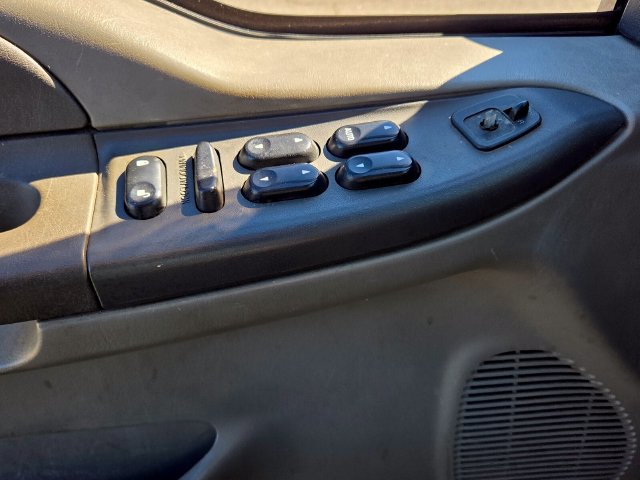 Used 2002 Ford F350 XLT RWD image 32