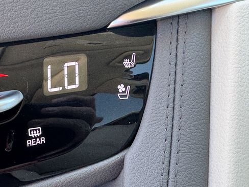 New 2025 Cadillac XT5 Premium Luxury image 26