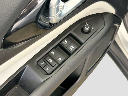 Used 2022 Jeep Compass Limited AWD/4WD image 18