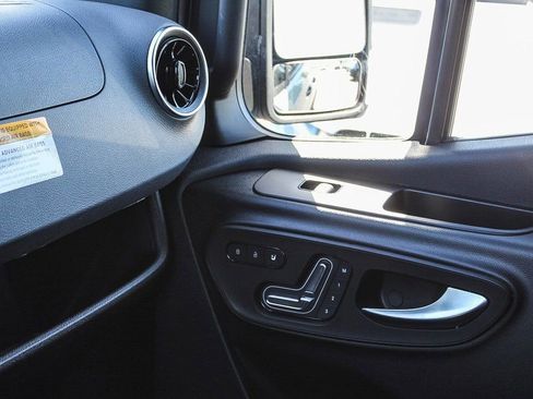 Used 2024 Mercedes-Benz Sprinter 144 Cargo image 39