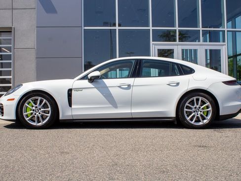 Used 2022 Porsche Panamera 4 w/ Premium Package image 7