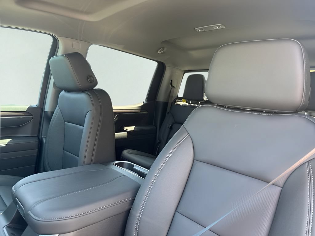 New 2026 GMC Sierra 1500 SLT RWD image 10