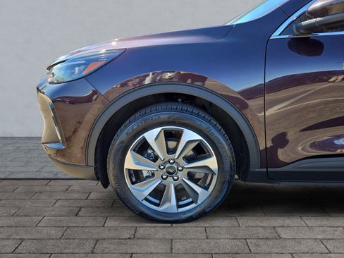 Used 2023 Ford Escape Platinum image 26