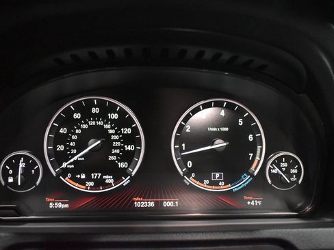 Used 2011 BMW 535i xDrive image 29