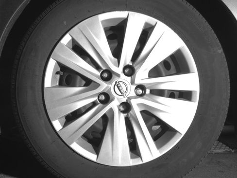 Used 2025 Nissan Sentra S FWD image 12