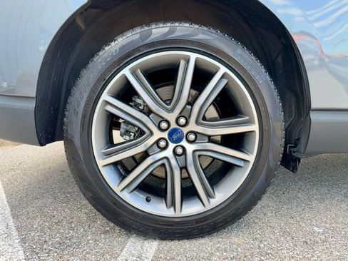 Used 2021 Ford Edge Titanium w/ Equipment Group 301A AWD/4WD image 33