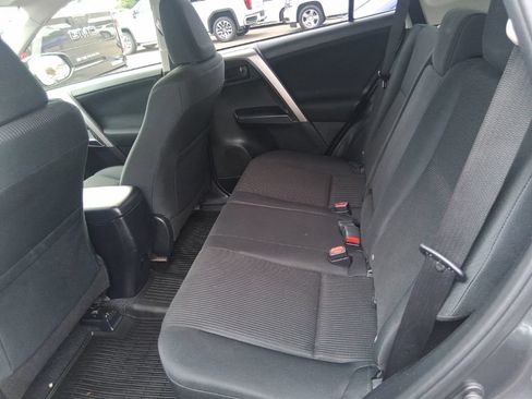 Used 2018 Toyota RAV4 LE w/ All Weather Liner Package AWD/4WD image 11