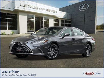 New 2025 Lexus ES 300h w/ Premium Package