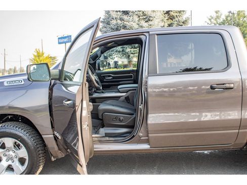 Used 2023 RAM 1500 Big Horn AWD/4WD image 27