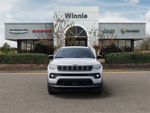 New 2026 Jeep Compass Latitude image 6