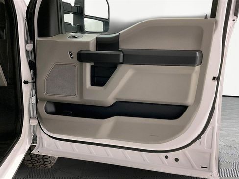 Used 2019 Ford F350 XL w/ Power Equipment Group image 23