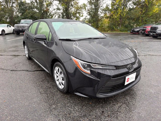 Certified 2024 Toyota Corolla LE FWD image 1