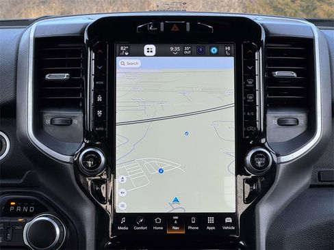 Used 2024 RAM 2500 Big Horn w/ Safety Group image 3