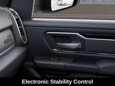 New 2026 RAM 1500 4x4 Crew Cab image 26