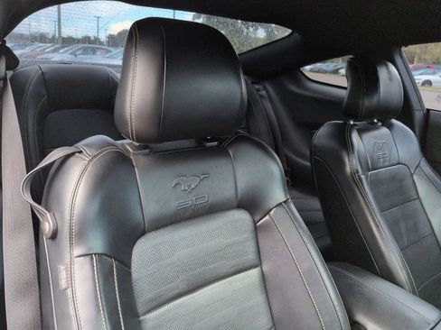 Used 2015 Ford Mustang GT Premium w/ Equipment Group 401A RWD image 7