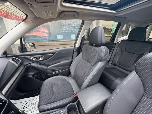 Used 2024 Subaru Forester Premium AWD/4WD image 14