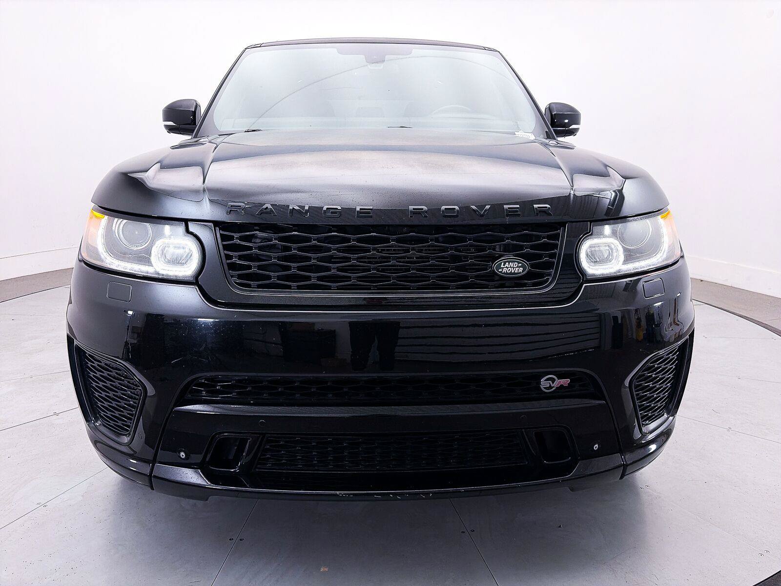Used 2015 Land Rover Range Rover Sport SVR AWD/4WD image 2