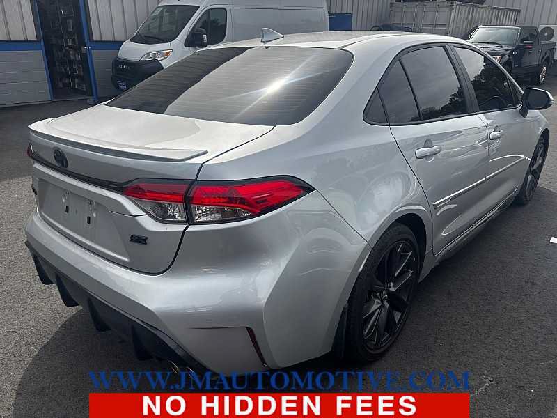 Used 2024 Toyota Corolla SE FWD image 2