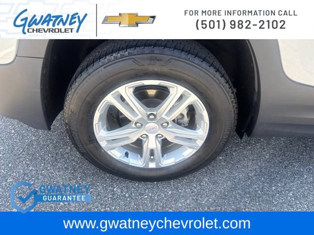 Used 2023 GMC Terrain SLE w/ Driver Convenience Package AWD/4WD image 11