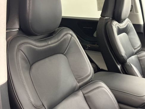 New 2026 Lincoln Aviator Reserve image 11