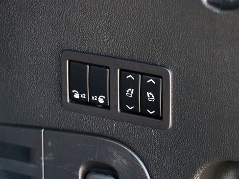 Used 2017 GMC Yukon Denali w/ Open Road Package image 12