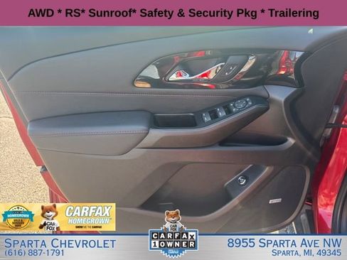 Used 2023 Chevrolet Traverse RS AWD/4WD image 14