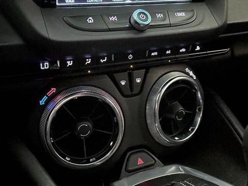 Used 2018 Chevrolet Camaro LT w/ Technology Package RWD image 33