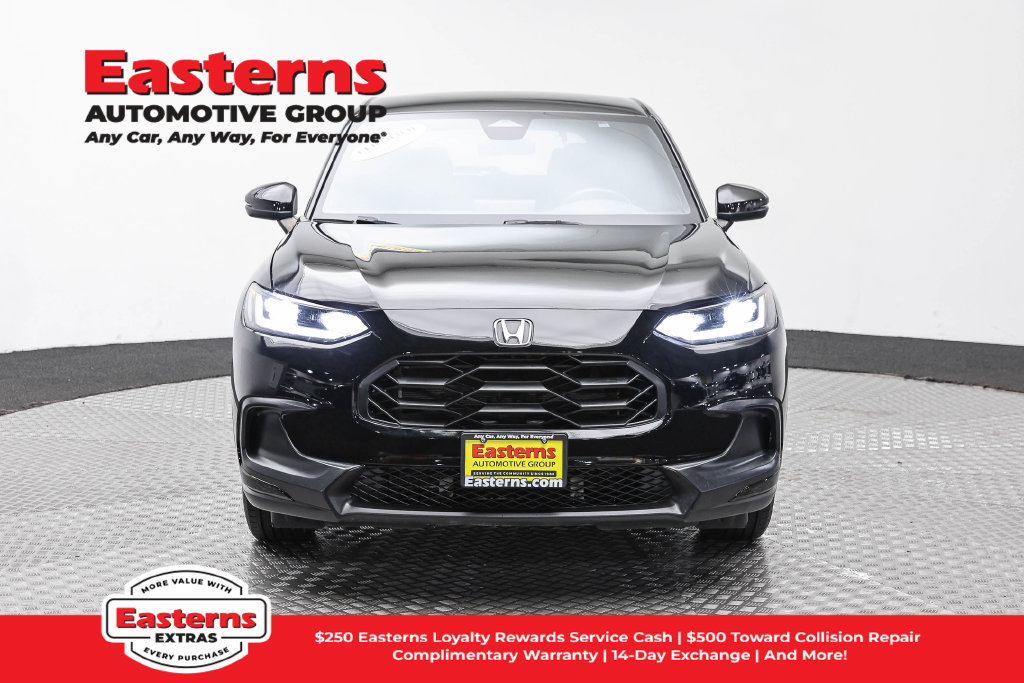 Used 2023 Honda HR-V Sport image 3