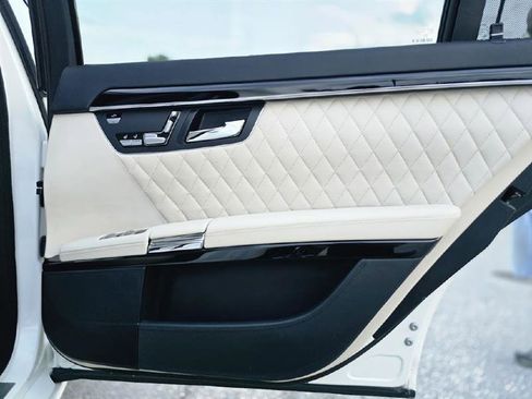 Used 2008 Mercedes-Benz S 65 AMG image 40