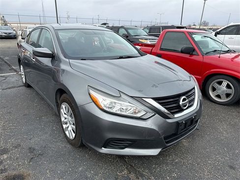 Used 2017 Nissan Altima 2.5 S image 5