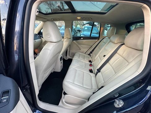 Used 2013 Volkswagen Tiguan SEL image 9