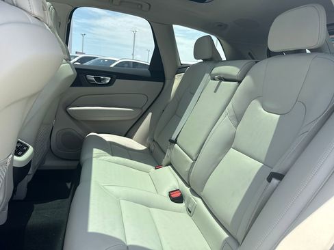 New 2026 Volvo XC60 B5 Ultra w/ Protection Package Premier AWD/4WD image 6