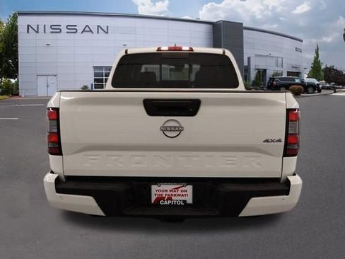 New 2026 Nissan Frontier SV w/ SV Convenience Package AWD/4WD image 4