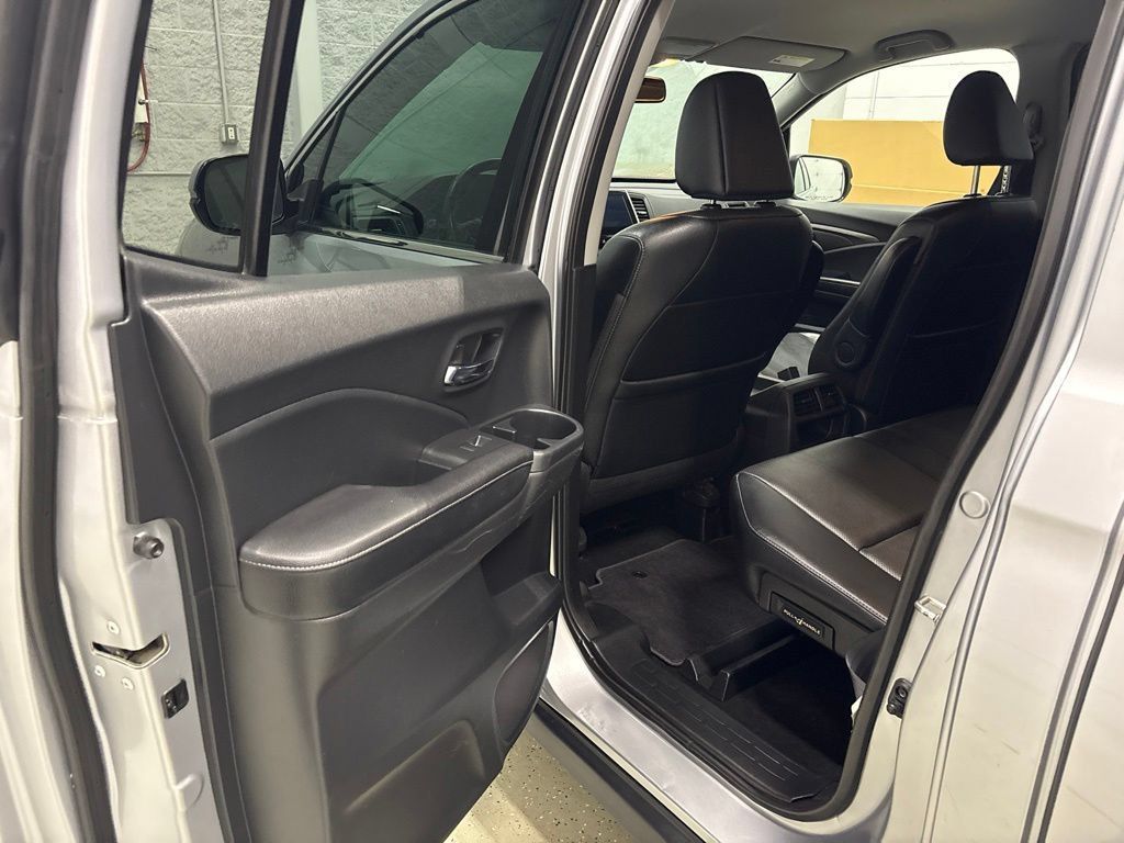 Used 2017 Honda Ridgeline RTL-T image 29