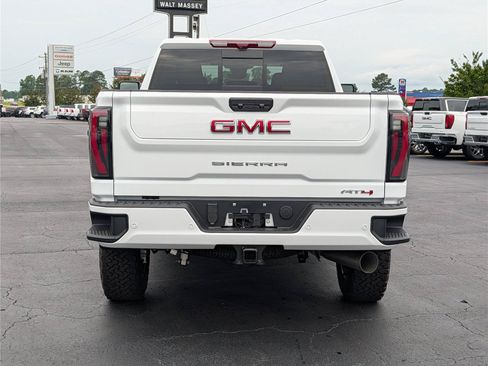 New 2026 GMC Sierra 2500 AT4 w/ AT4 Premium Plus Package AWD/4WD image 4