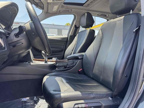 Used 2014 BMW 335i Sedan RWD image 11