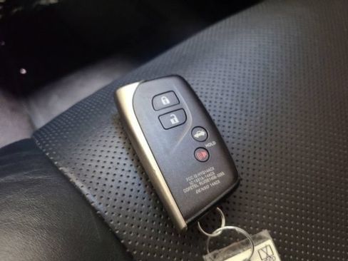 Used 2016 Lexus LS 460 AWD w/ Comfort Package image 37