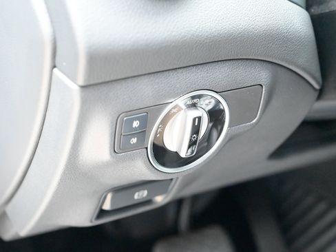Used 2019 Mercedes-Benz GLA 250 4MATIC image 21