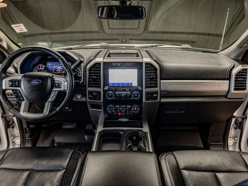 Used 2021 Ford F350 Lariat w/ Lariat Ultimate Package image 15