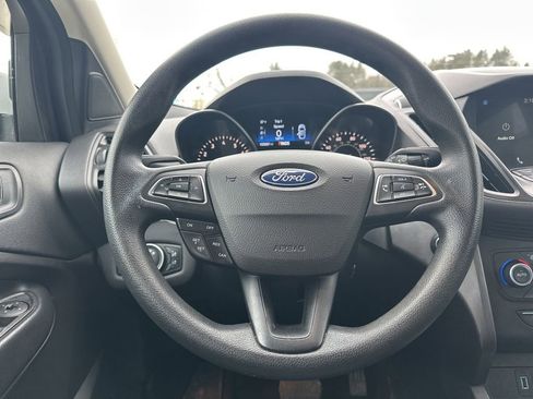Used 2019 Ford Escape SE image 16