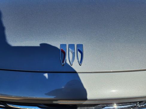 New 2026 Buick Envision Preferred image 10