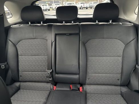 Used 2017 Kia Niro EX image 22