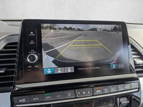Used 2026 Honda Odyssey EX-L image 12