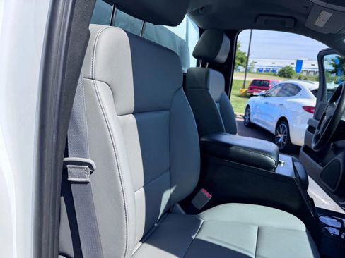 Used 2015 Chevrolet Silverado 3500 W/T image 13