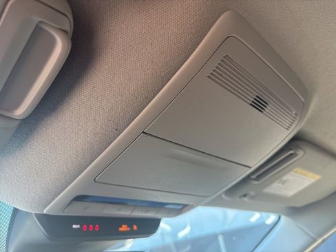 Used 2024 MAZDA CX-50 AWD 2.5 S w/ Preferred Package image 23