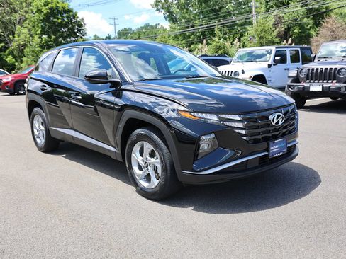 Used 2023 Hyundai Tucson SE AWD/4WD image 1