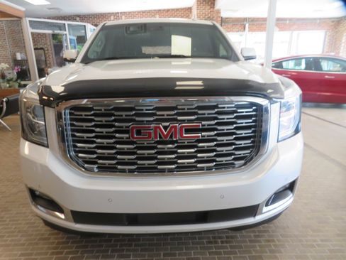 Used 2018 GMC Yukon XL Denali w/ Denali Ultimate Package AWD/4WD image 71